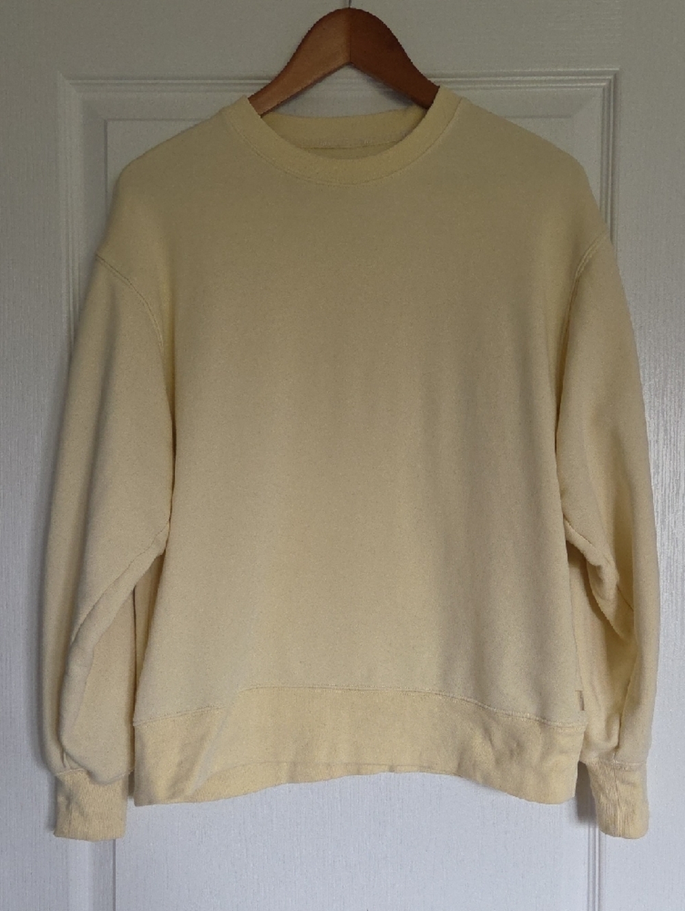 Nearly New TNA Lemon Custard Crewneck Sweatshirt - Picture 8 of 9